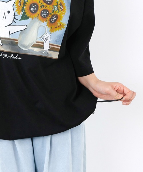 ScoLar Parity(スカラーパリティ)の「362118:ネコの襲来アート柄 ドロスト付き接触冷感Tシャツ(Tシャツ/カットソー・レディース・イエロー/オフホワイト/ピンク/ブラック・M)」の11枚目の写真