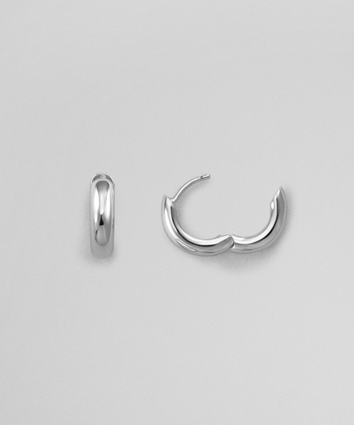 PLUS VENDOME(プラス ヴァンドーム)の「フープ_S キャッチレスピアス(ピアス(両耳用)・レディース・ゴールド/シルバー・ONE SIZE)」の3枚目の写真