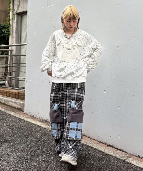 Candy Stripper(キャンディストリッパー)の「HOUSE POCKET CARGO パンツ(カーゴパンツ・レディース・ブラック系その他/ブラック/ボルドー・FREE)」の13枚目の写真