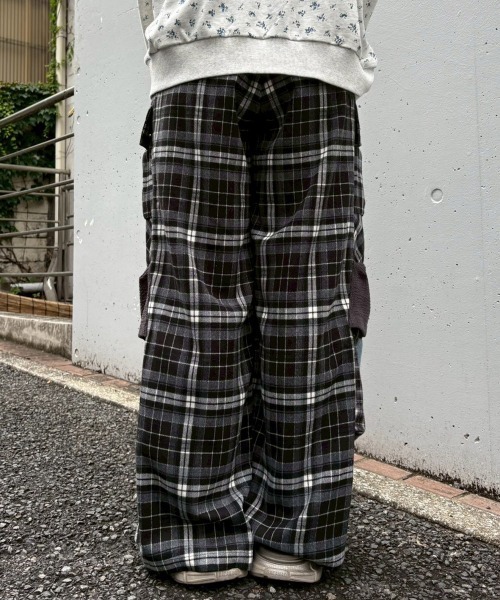 Candy Stripper(キャンディストリッパー)の「HOUSE POCKET CARGO パンツ(カーゴパンツ・レディース・ブラック系その他/ブラック/ボルドー・FREE)」の19枚目の写真