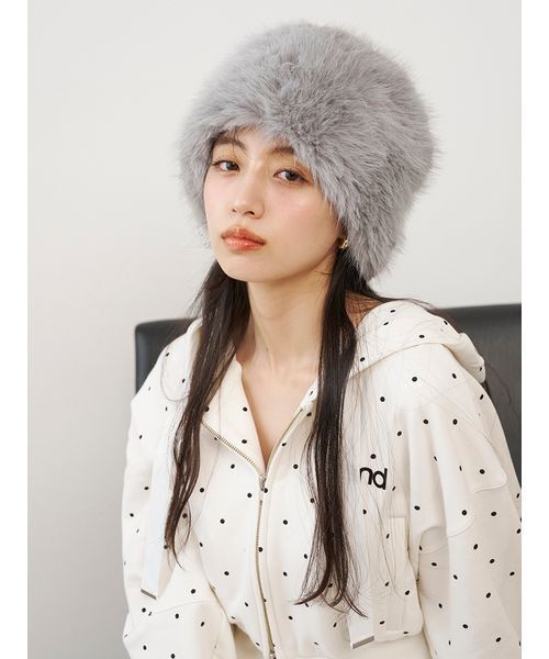 SNIDEL(スナイデル)の「ロシアンフェイクファーハット(ハット・レディース・アイボリー/グレー・F)」の14枚目の写真