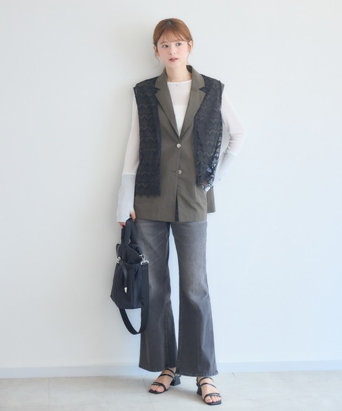 KATHARINE ROSS(キャサリンロス)の「コンチョベルト付き2WAYパフィートートバッグ WEB限定(トートバッグ・レディース・ブラック/ダークブラウン/カーキ・FREE)」の11枚目の写真