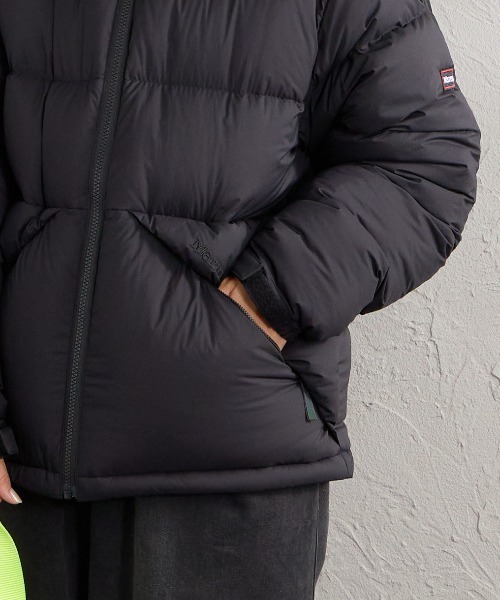 MARMOT（マーモット）の「【WEB先行予約】[Marmot/マーモット] 別注 ワンポイントロゴ 750FPダウンジャケット（ダウンジャケット/コート・レディース・ブラック/ブラウン/グレー・S/M/L/XL）」の17枚目の写真