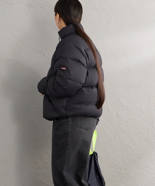 MARMOT（マーモット）の「【WEB先行予約】[Marmot/マーモット] 別注 ワンポイントロゴ 750FPダウンジャケット（ダウンジャケット/コート・レディース・ブラック/ブラウン/グレー・S/M/L/XL）」の15枚目の写真