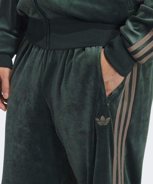 adidas(アディダス)の「FB TPベロア / ファイヤーバード トラックパンツ ベロア / ジャージ / アディダスオリジナルス adidas Originals(その他パンツ・メンズ・グリーン・XX-LARGE/XX-SMALL/3XL/LARGE/MEDIUM/SMALL/X-LARGE/X-SMALL)」の6枚目の写真