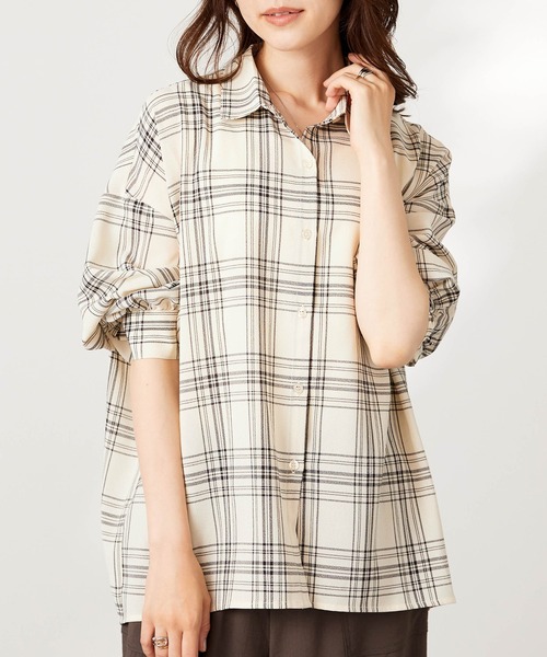 BELLUNA PLUS（ベルーナ）の「シアージョーゼット素材チェック柄シャツ（シャツ/ブラウス・レディース・アイボリー系/ベージュ系・LARGE/MEDIUM/X-LARGE）」の16枚目の写真