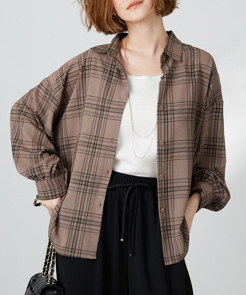 BELLUNA PLUS（ベルーナ）の「シアージョーゼット素材チェック柄シャツ（シャツ/ブラウス・レディース・アイボリー系/ベージュ系・LARGE/MEDIUM/X-LARGE）」の3枚目の写真