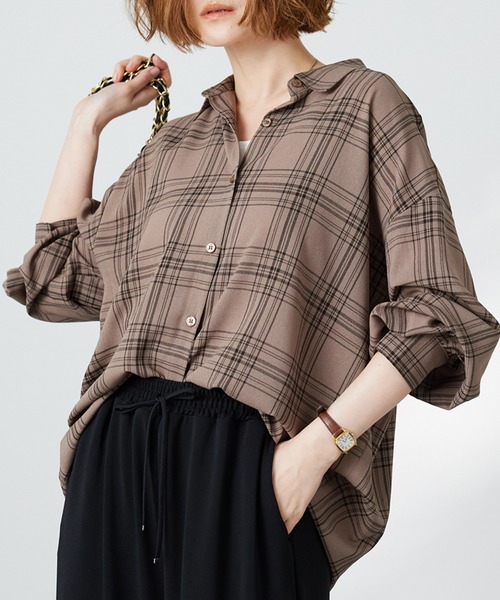 BELLUNA PLUS（ベルーナ）の「シアージョーゼット素材チェック柄シャツ（シャツ/ブラウス・レディース・アイボリー系/ベージュ系・LARGE/MEDIUM/X-LARGE）」の5枚目の写真