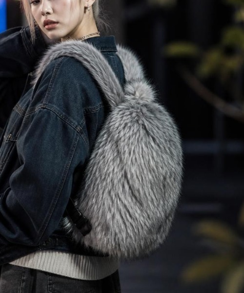 Burner(バーナー)の「【FEMLY DAILY(フェミリーデイリー)】バックパック/リュック fem-bag-13-80【RBT】(バックパック/リュック・レディース・ブラック/グレー/ホワイト・FREE)」の3枚目の写真