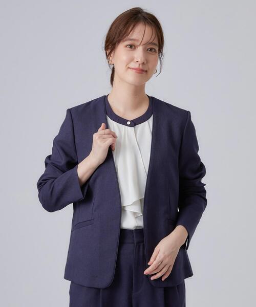 SHOO・LA・RUE(シューラルー)の「【セットアップ可/通勤/洗濯機可/SS-LL】女性らしく決まる カラーレスジャケット(ノーカラージャケット・レディース・ネイビー/ブラウン系その他・03/04/10/01/02)」の10枚目の写真