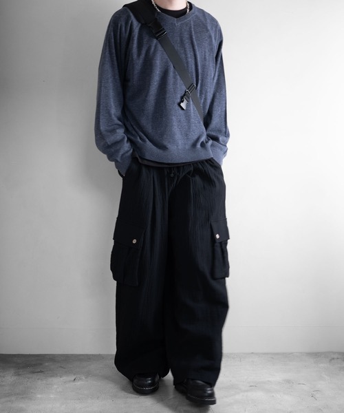 RUUBON（ルーボン）の「【RUUBON】cropped long sleeve Tee / クロップドロングスリーブTシャツ/ロンT（Tシャツ/カットソー・メンズ・ナチュラル/オフホワイト/ブラック/ダークグレー・S/L/M）」の8枚目の写真