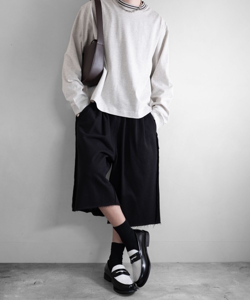 RUUBON（ルーボン）の「【RUUBON】cropped long sleeve Tee / クロップドロングスリーブTシャツ/ロンT（Tシャツ/カットソー・メンズ・ナチュラル/オフホワイト/ブラック/ダークグレー・S/L/M）」の17枚目の写真