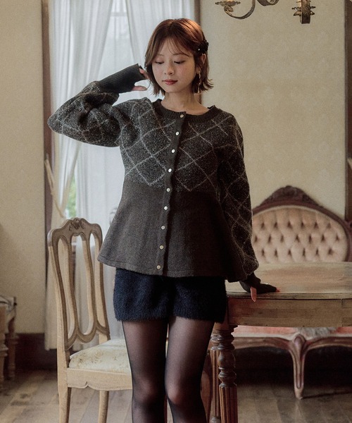 mideal(マイディール)の「argyle pattern peplum knit / アーガイルペプラムニット(ニット/セーター・レディース・ボルドー/ネイビー/ダークブラウン/ブラウン/グレー・FREE)」の18枚目の写真