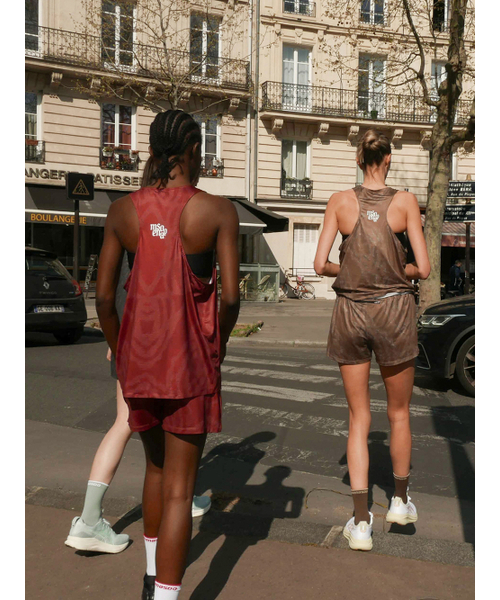 MENASOO（ミナス）の「Unisex Pace Trace Singlet_Red（Tシャツ/カットソー・レディース・レッド・S/L）」の5枚目の写真