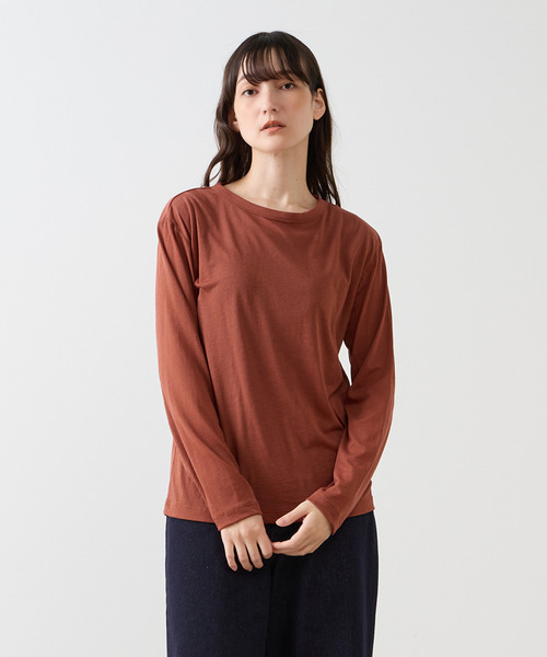 LOGEMENT DE CLAIRE(ロジュモンドクレール)の「シアークルーネックカットソー(Tシャツ/カットソー・レディース・キナリ/カーキ/レンガ/ブラック・FREE)」の4枚目の写真