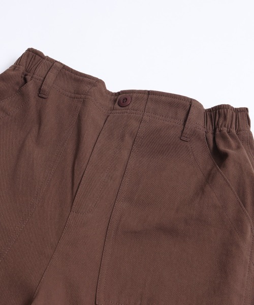 le colis(ルコリ)の「ツイルベイカーワイドストレートパンツ(その他パンツ・レディース・ダークブラウン/チャコールグレー/グリーン/エンジ/ブラック・LARGE/MEDIUM)」の7枚目の写真