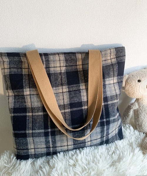 Mignonjour(ミニョンジュール)の「Mignonjour/チェック柄トートバッグ M2982(トートバッグ・レディース・レッド/ネイビー・FREE)」の4枚目の写真