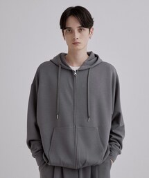 tk.TAKEO KIKUCHI（ティーケータケオキクチ）の「【TOROMIシリーズ】シルキータッチZIPパーカー（パーカー）」