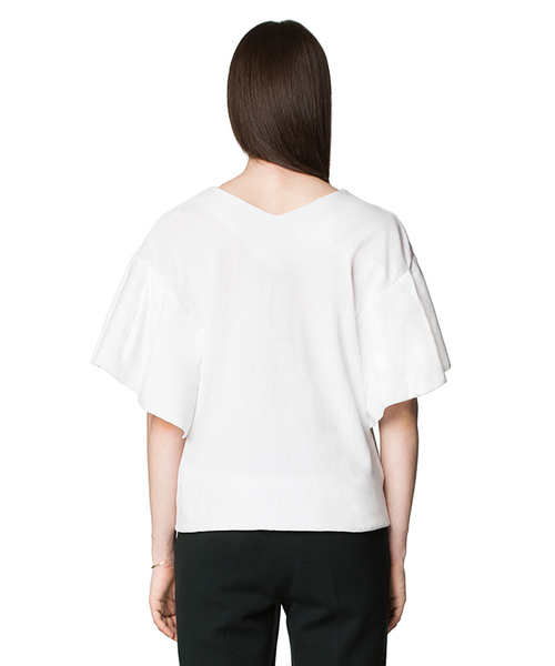 CLANE(クラネ)の「TUCK SLEEVE TOPS(Tシャツ/カットソー・レディース・ホワイト/ブラック・1/2)」の5枚目の写真