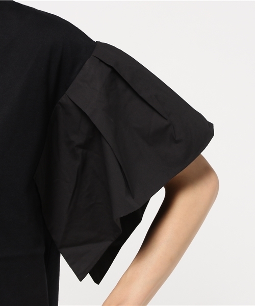 CLANE(クラネ)の「TUCK SLEEVE TOPS(Tシャツ/カットソー・レディース・ホワイト/ブラック・1/2)」の11枚目の写真