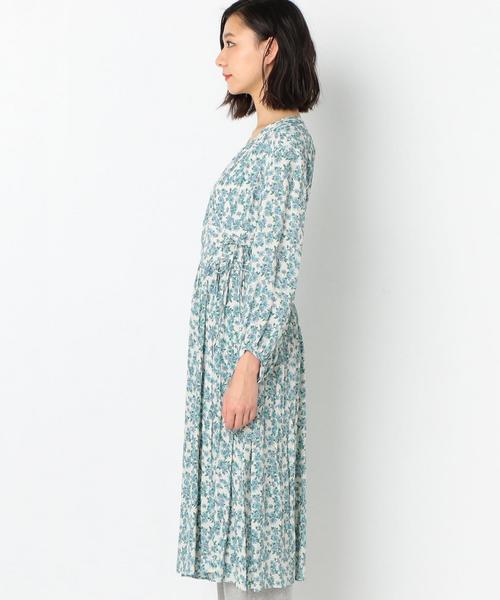 Another Edition（アナザーエディション）の「フラワープリントワンピ－ス（ワンピース・レディース・オフホワイト/ネイビー・FREE）」の5枚目の写真