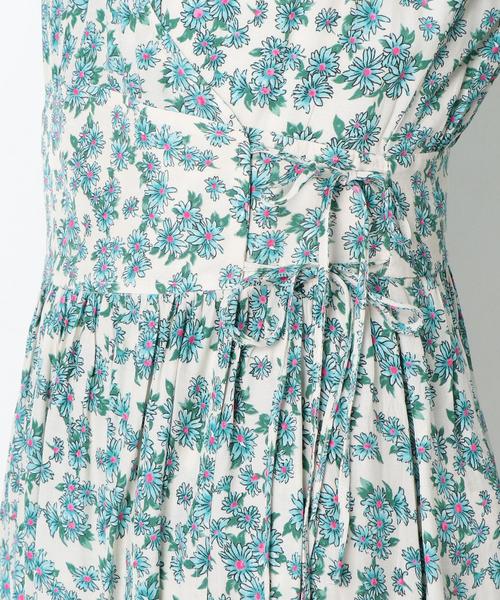 Another Edition（アナザーエディション）の「フラワープリントワンピ－ス（ワンピース・レディース・オフホワイト/ネイビー・FREE）」の12枚目の写真