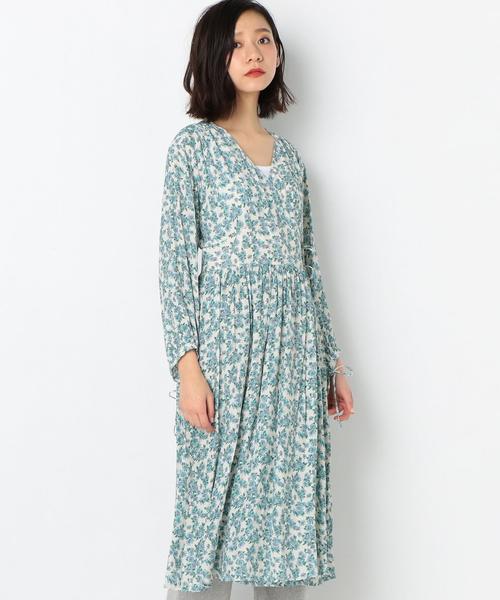 Another Edition（アナザーエディション）の「フラワープリントワンピ－ス（ワンピース・レディース・オフホワイト/ネイビー・FREE）」の16枚目の写真