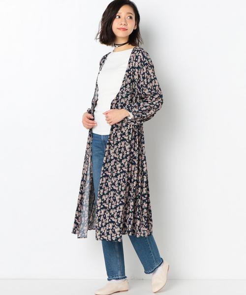 Another Edition（アナザーエディション）の「フラワープリントワンピ－ス（ワンピース・レディース・オフホワイト/ネイビー・FREE）」の11枚目の写真