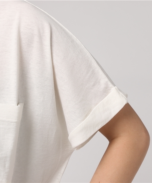 SHIPS(シップス)の「PrimaryNavyLabel:コットンリネンポケットTee(Tシャツ/カットソー・レディース・キャメル/ブラック/オフホワイト・ONE SIZE)」の11枚目の写真