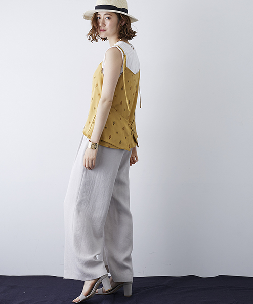 STUDIOUS（ステュディオス）の「【STUDIOUS】小紋モチーフキャミソール（キャミソール・レディース・マスタード/ブラック・FREE）」の3枚目の写真