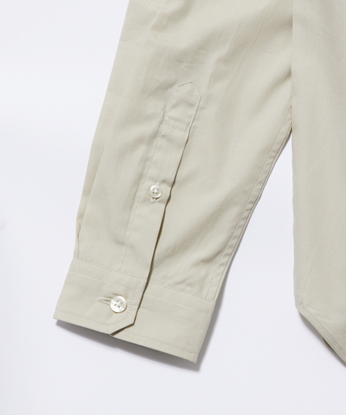 STUDIOUS（ステュディオス）の「カラーブロードシャツ（シャツ/ブラウス・メンズ・ブルー/ホワイト/ピンク/ベージュ/ネイビー・3/1/2）」の14枚目の写真