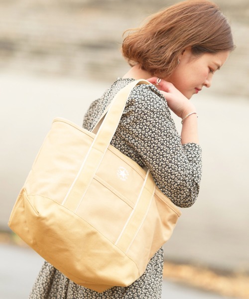 CONVERSE（コンバース）の「【CONVERSE】CANVAS TOTE BAG/トートバッグ/キャンバス/手提げ/コンバース（トートバッグ・レディース・ネイビー/ブラック/ピンク/ライトグリーン/レッド/ホワイト/ブラック系その他/グレー/ベージュ/ベージュ系その他/グリーン/ライトブラウン/ブルー系/アイボリー/レッド系その他/チャコール/ベージュ系その他3/カーキ系/エンジ・FREE）」の8枚目の写真