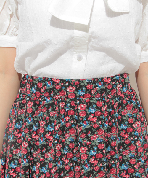apres jour（アプレジュール）の「ヴィンテージフラワーフレアスカート【ZOZOTOWN限定アイテム】（スカート・レディース・レッド系その他/ダークブラウン・フリー）」の9枚目の写真