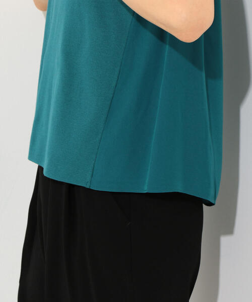 Jewel Changes（ジュエルチェンジズ）の「●JOC バックメタルノースリーブ インナーツイン / ツインニット / ツインカーデ（カーディガン/ボレロ・レディース・ピンク/オフホワイト/ダークグリーン/ブラック・FREE）」の7枚目の写真