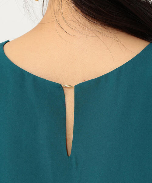 Jewel Changes（ジュエルチェンジズ）の「●JOC バックメタルノースリーブ インナーツイン / ツインニット / ツインカーデ（カーディガン/ボレロ・レディース・ピンク/オフホワイト/ダークグリーン/ブラック・FREE）」の5枚目の写真