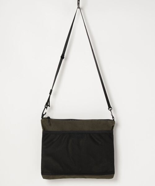 BURLAP OUTFITTER(バーラップアウトフィッター)の「SACOCHE/ サコッシュ(ショルダーバッグ・メンズ・ブラック/グリーン系その他/レッド/ベージュ系その他/ホワイト/カーキブラウン/ブルー系その他/オレンジ/クリア・ONE SIZE)」の15枚目の写真