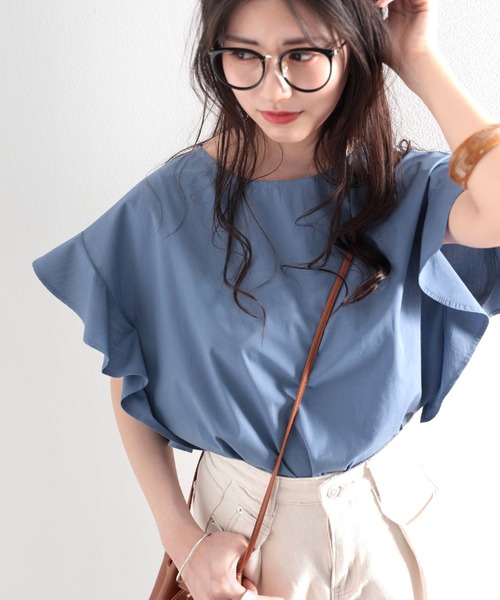 さらり、綿100%。大人の袖フレアフレンチブラウス