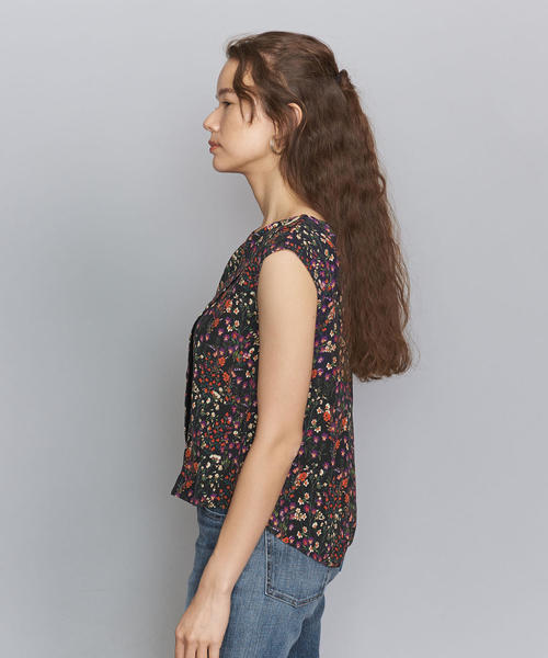 BEAUTY&YOUTH UNITED ARROWS（ビューティーアンドユースユナイテッドアローズ）の「＜BRISEMY＞フラワープリントノースリーブブラウス（シャツ/ブラウス・レディース・ネイビー・38）」の4枚目の写真