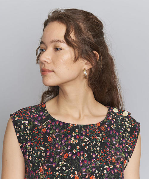 BEAUTY&YOUTH UNITED ARROWS（ビューティーアンドユースユナイテッドアローズ）の「＜BRISEMY＞フラワープリントノースリーブブラウス（シャツ/ブラウス・レディース・ネイビー・38）」の7枚目の写真