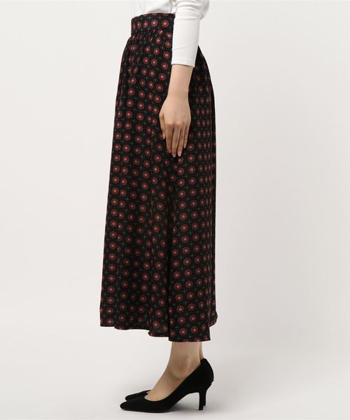 GeeRA（ジーラ）の「上品プリントロングスカート（スカート・レディース・ブラック/ブラック系その他/ボルドー/イエロー・X-LARGE/SMALL/MEDIUM/LARGE）」の21枚目の写真