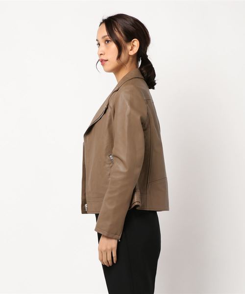 B.C STOCK（ベーセーストック）の「ラムレザーライダースジャケット◆（ブルゾン・レディース・ブラック/ブラウン・SMALL/MEDIUM）」の3枚目の写真