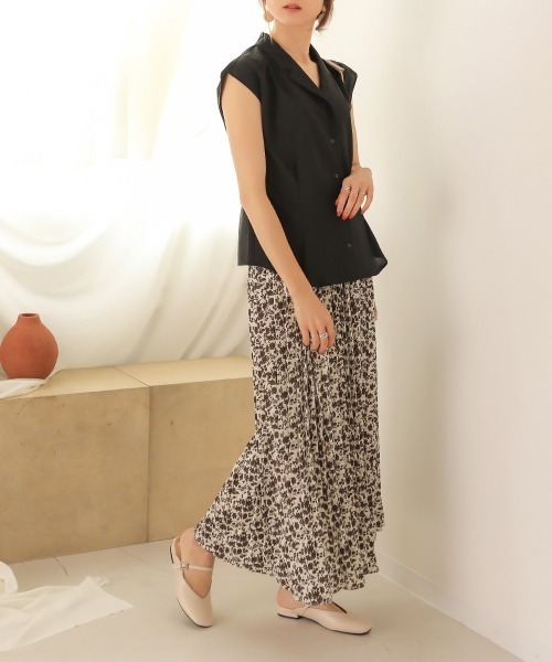 Bab（バブ）の「【WEB限定】フレンチスリーブオープンカラーブラウス（シャツ/ブラウス・レディース・ブラック/オフホワイト/ライトグリーン・38）」の15枚目の写真