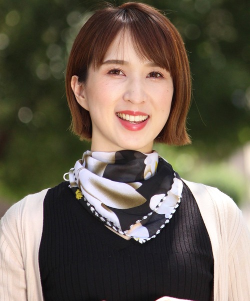 PourVous（プールヴー）の「UVカバーストール シフォン 生地の選べる9柄ストール/花柄 マスクスカーフとしても使えます（マスク・レディース・ホワイト/ブラック/パープル/ネイビー/ピンク/オレンジ/ブルー/ラベンダー/ライトピンク・FREE）」の4枚目の写真