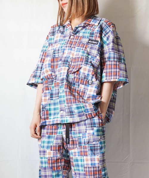 WILD THINGS(ワイルドシングス)の「/WILD THINGS/S/S CAMP SHIRT(シャツ/ブラウス・レディース・ブラック/グレー系その他/マスタード/マルチ・SMALL/MEDIUM/LARGE/X-LARGE)」の1枚目の写真