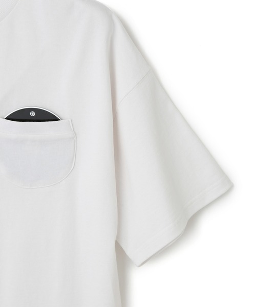 ADAM ET ROPE'(アダムエロペ)の「【HOLE AND HOLLAND×10C】DISK T-shirts/UNISEX(Tシャツ/カットソー・メンズ・ホワイト/ブラック・M/L/XL)」の6枚目の写真
