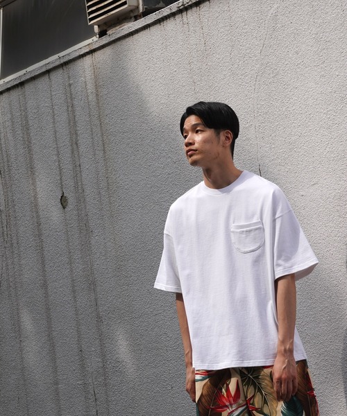 ADAM ET ROPE'(アダムエロペ)の「【HOLE AND HOLLAND×10C】DISK T-shirts/UNISEX(Tシャツ/カットソー・メンズ・ホワイト/ブラック・M/L/XL)」の16枚目の写真