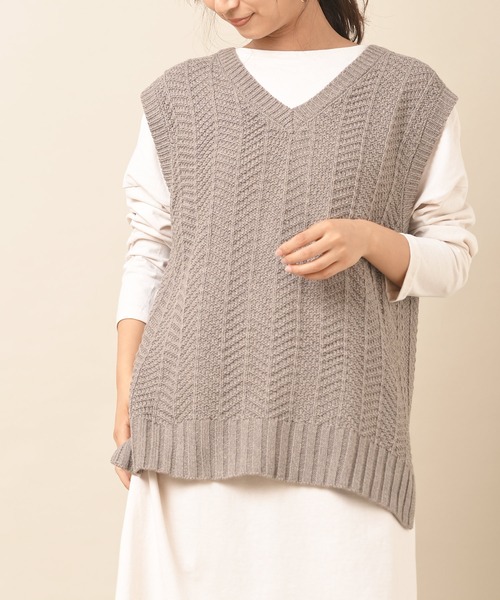 rps（アールピーエス）の「柄編みＶネックニットベスト（ベスト・レディース・チャコールグレー/モカ/ベージュ系その他・M）」の3枚目の写真