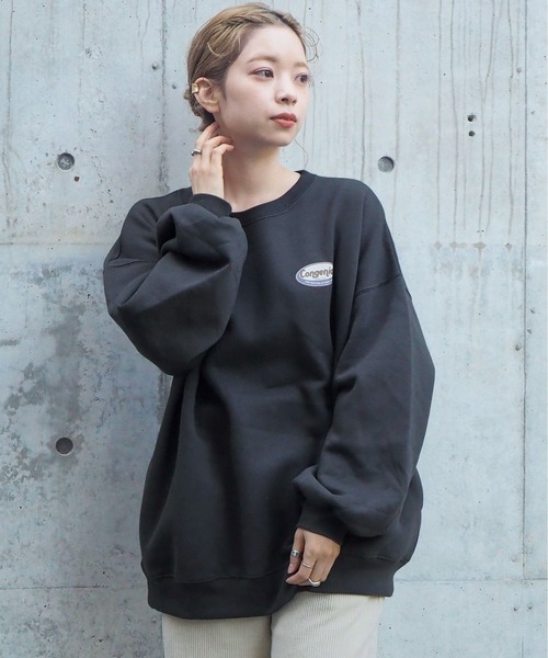 tiptop（ティップトップ）の「2020AW オーバルロゴ裏起毛ビッグスウェット（スウェット・レディース・パープル/ブルー/アイボリー/スミクロ/オフホワイト/ブラック/ダークグリーン・FREE）」の12枚目の写真