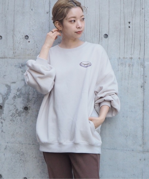 tiptop（ティップトップ）の「2020AW オーバルロゴ裏起毛ビッグスウェット（スウェット・レディース・パープル/ブルー/アイボリー/スミクロ/オフホワイト/ブラック/ダークグリーン・FREE）」の9枚目の写真