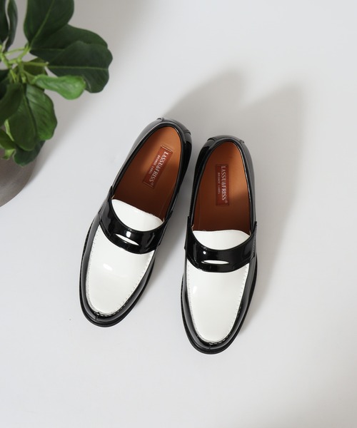 LASSU&FRISS（ラスアンドフリス）の「LASSU&FRISS コインローファー（ローファー・メンズ・ライトブラウン/ブラウン/ブラック×ホワイト/ブラック/ネイビー/ダークブラウン/ブラウン系その他/ブラック系その他/ブラック系その他2・48/47/42/40/44/45/50/39/41/46/43）」の2枚目の写真